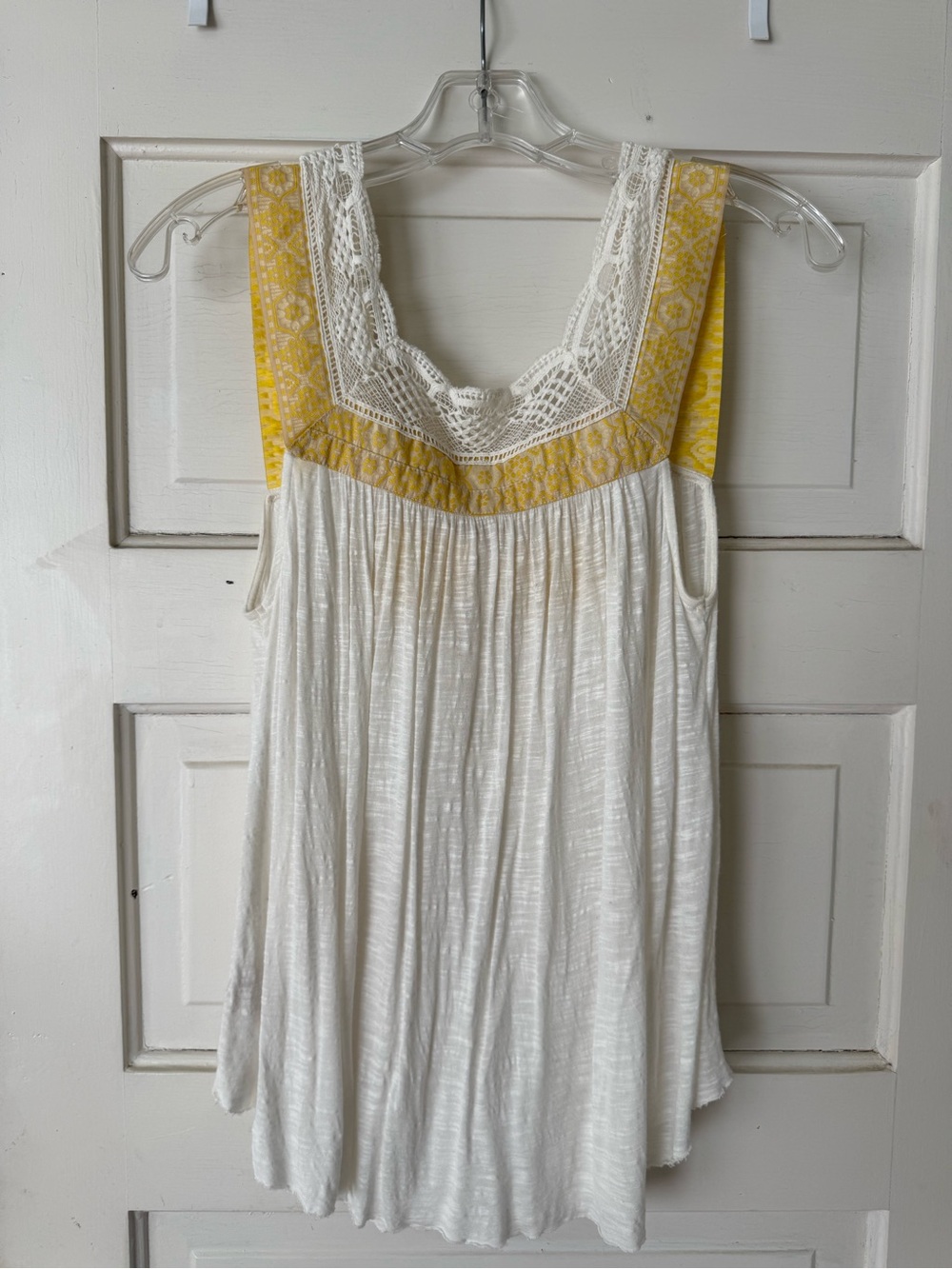 Free People White Sleeveless Crochet-Trim Tank with Yellow details - Picture 2 of 7